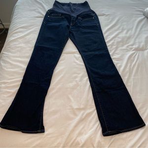 NWOT.  Gap Flare Boot Cut Maternity Five Pocket Dark Wash Jeans Size 12